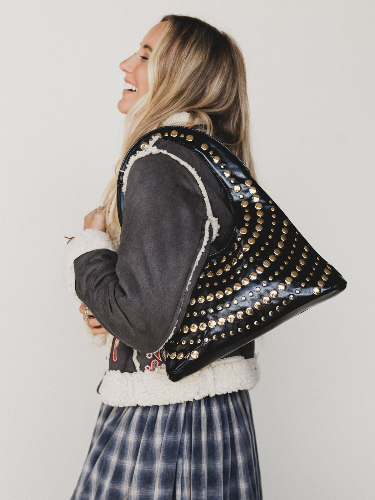She's A Stud Shoulder Bag - Gold Black